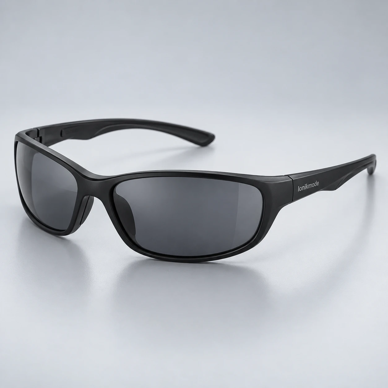 Wrap eyewear silhouette