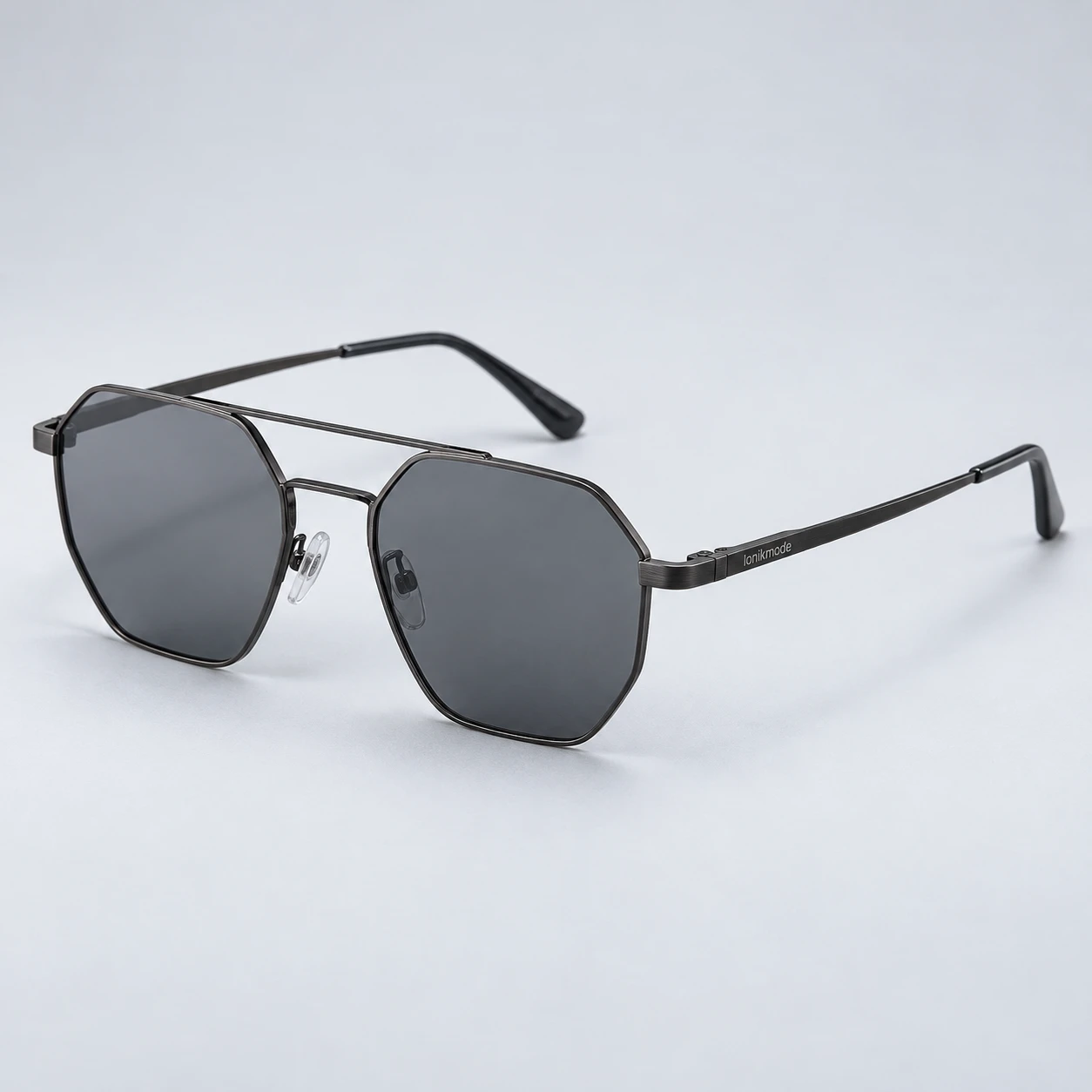 Frame-01 Geometric, Black steel frame with gray lenses