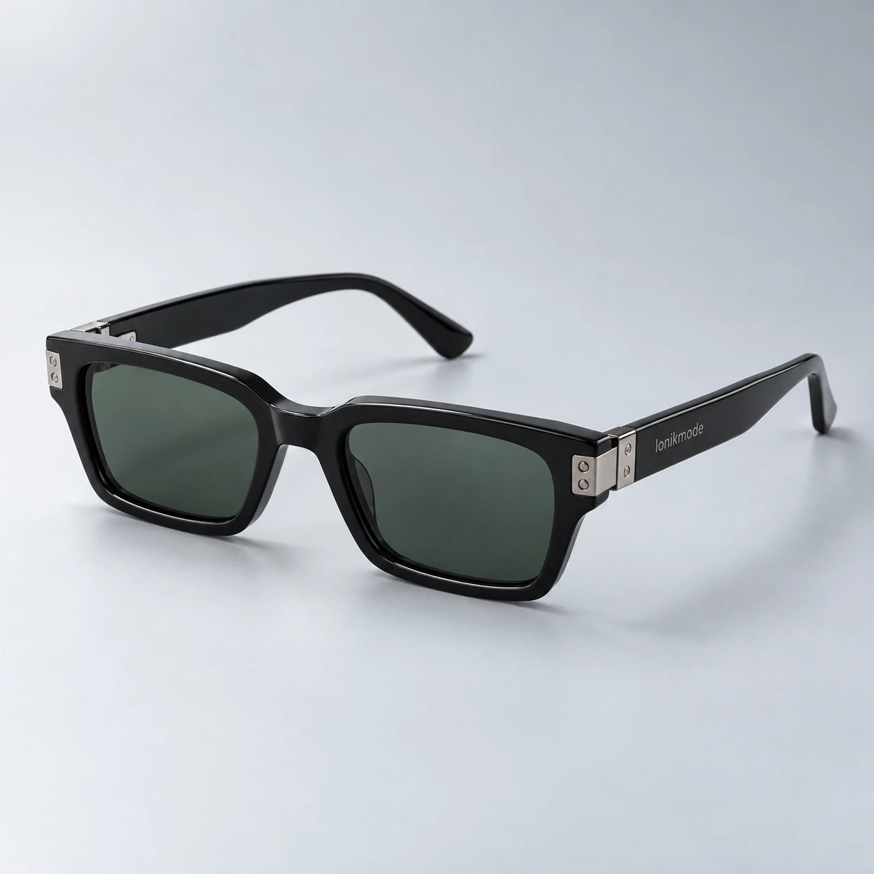 Torque Rectangle, Black frame with dark green lenses